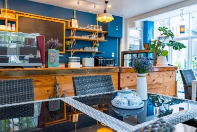 Meow Cat Cafe & Hotel – 写真 2